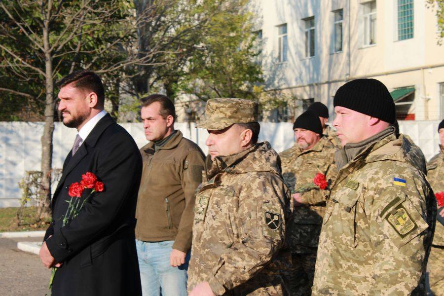Полторак у Миколаєві обговорював питання будівництва житла для бійців