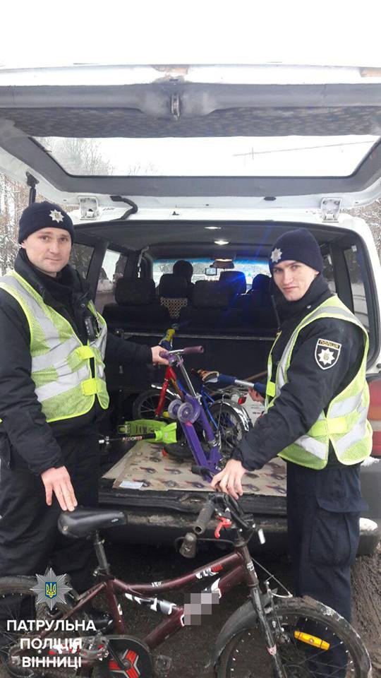 Двоє вінничан накрали дитячих велосипедів і втікали на "Мерсі" - фото 1