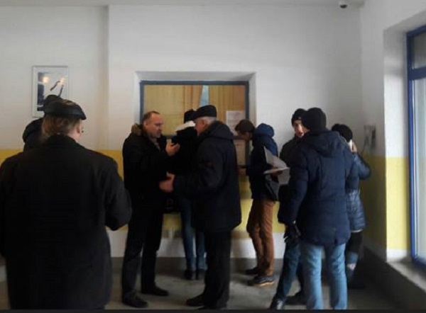 Скандальний нардеп засвітився на "закритій" сесії у новомосковську? - фото 2
