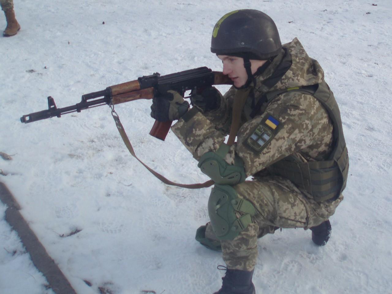 На Миколаївщині військовослужбовці склали нормативи з вогневої підготовки