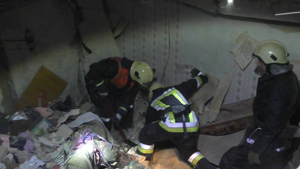 Жах нічного вибуху у Сумах на фото і відео зі зруйнованих осель - фото 5