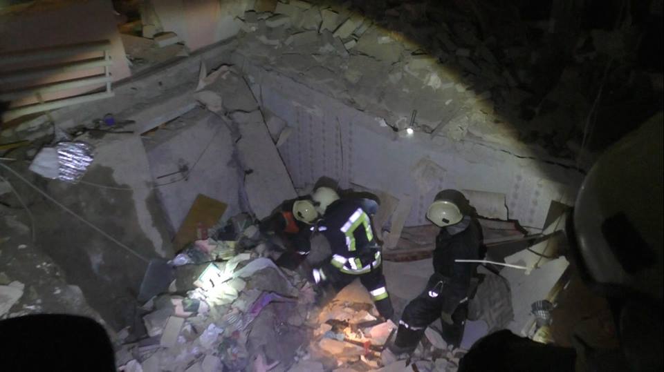 Жах нічного вибуху у Сумах на фото і відео зі зруйнованих осель - фото 4