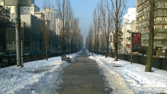 Центр Києва оминув густий серпанок - фото 1