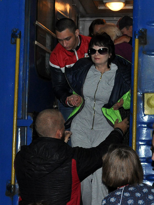 Переселенці-інваліди втекли з санаторію під Одесою, де з них знущались (ФОТО) - фото 2