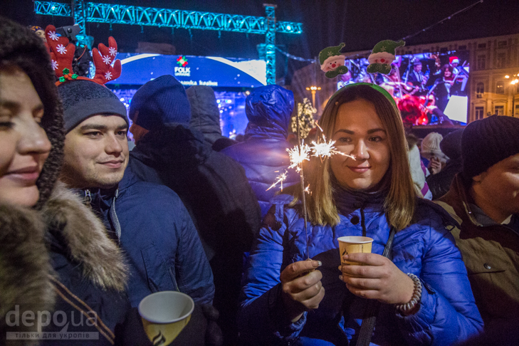 Як на Софійській площі в Києві зустрічали рік Півня - фото 8