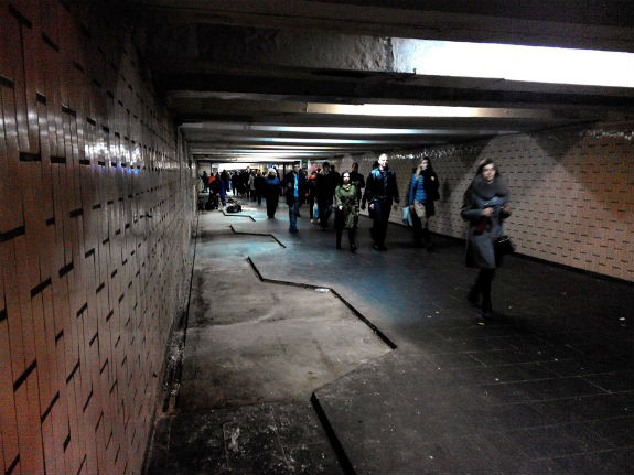 Ще одна станція метро у Києві залишилися без МАФів - фото 2