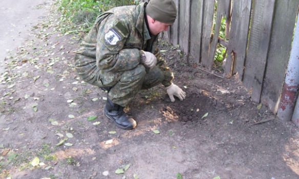 На Чернігівщині подружня пара втрапила на розтяжку біля свого будинку - фото 3