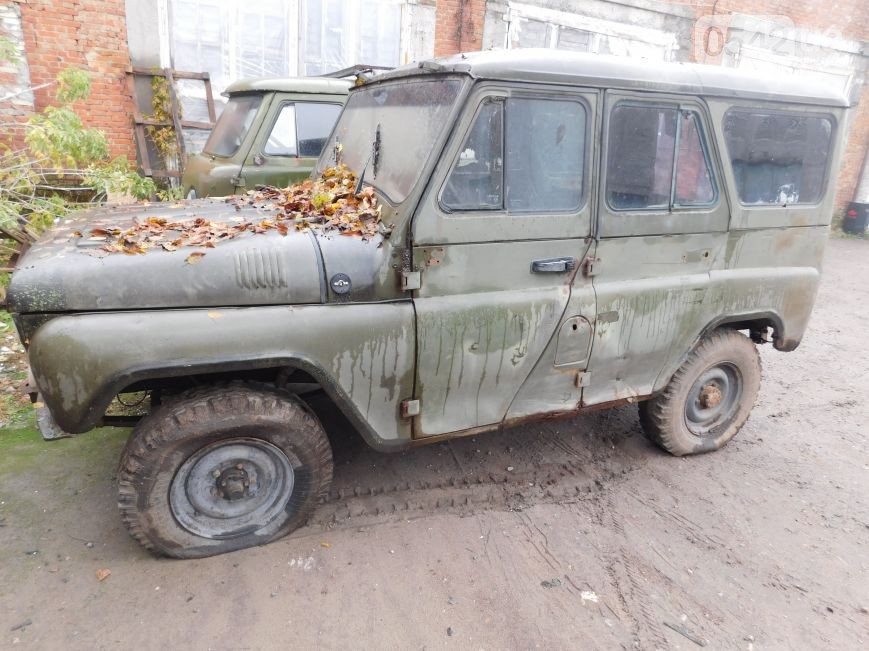 Конфісковані авто на Сумщині подарують батальйону "Азов" - фото 1