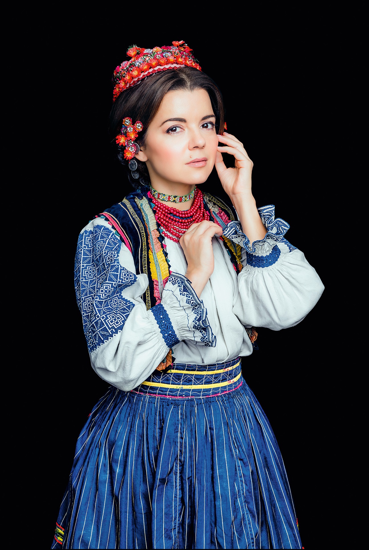Кароль, Фреймут, Єфросиніна вбралися у розкішне українське вбрання - фото 7