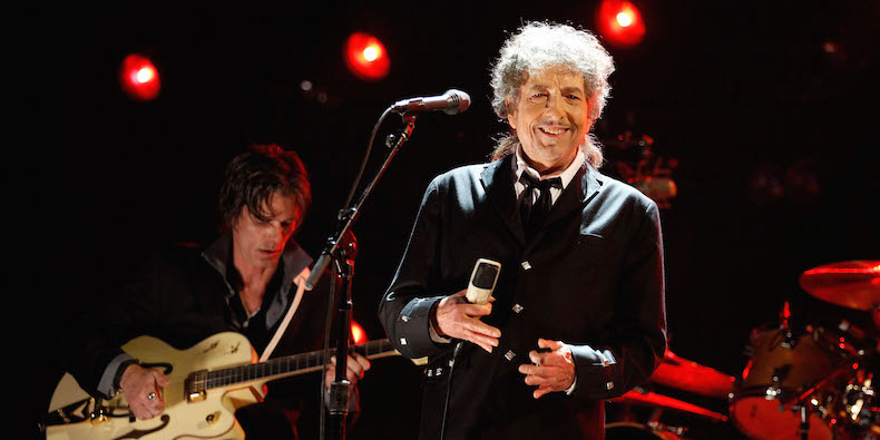 Нобелівський комітет не може дозвонитися до Боба Ділана(ФОТО) - фото 1