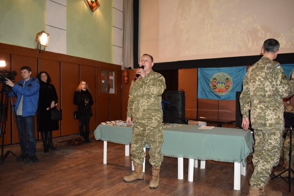 У Вінницькому гарнізоні вшанували пам’ять  захисників Донецького аеропорту - фото 4
