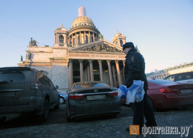 На Росії на храмі вивісили протестний банер "Не РПЦ" - фото 2