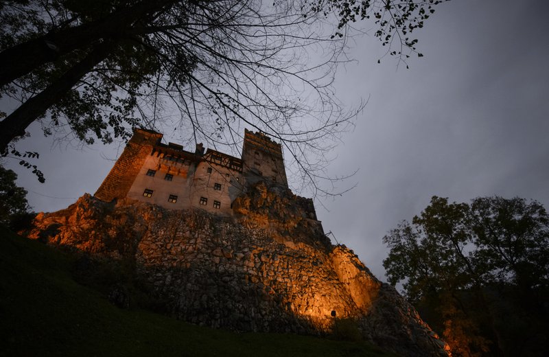 Halloween-пропозиція: ніч у замку Дракули(ФОТО) - фото 1