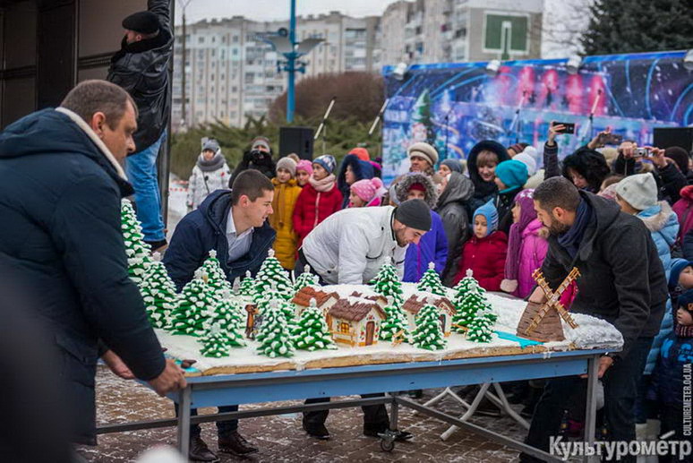 На Одещині створили найбільше в країні містечко з пряників (ФОТО) - фото 2