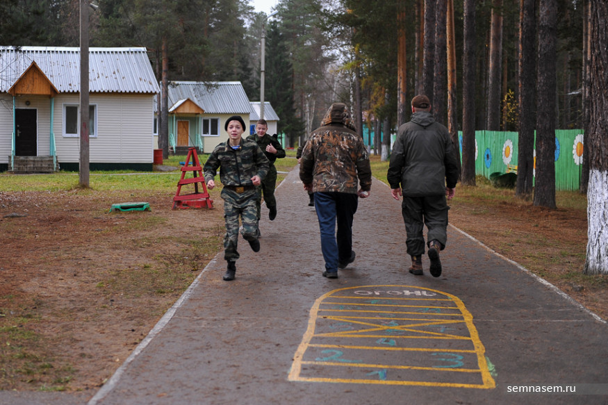Як на Росії готують юних терористів до війни на прикладі Мотороли (ФОТО) - фото 10