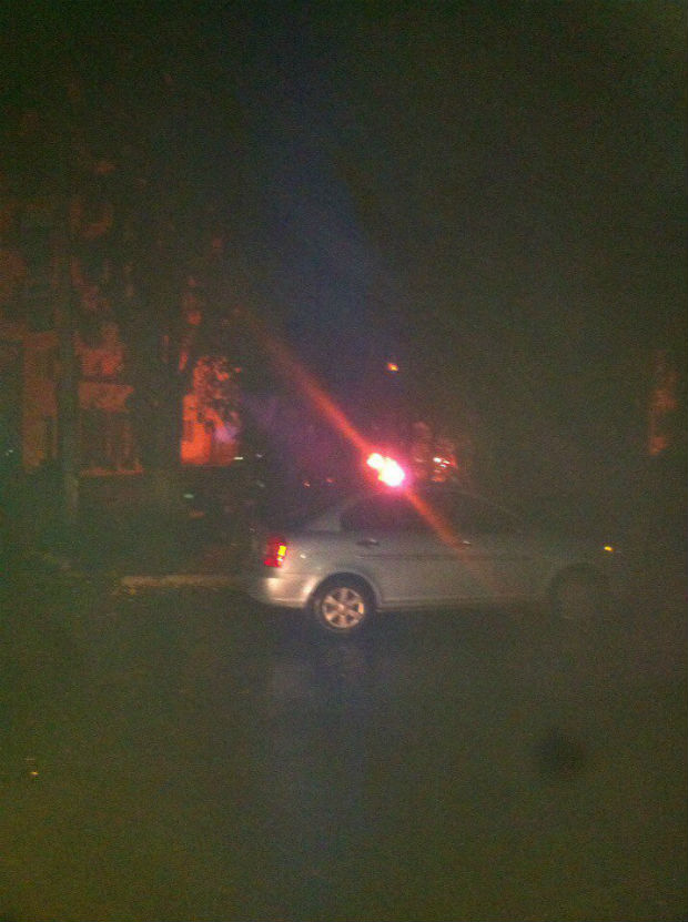 У Харкові невідомі підпалили припарковану на вулиці іномарку - фото 2