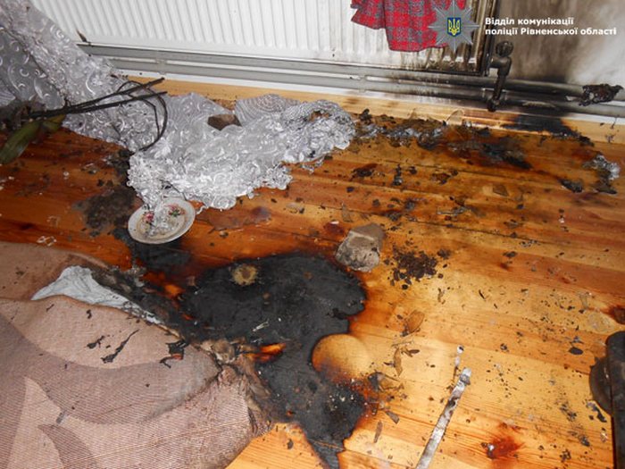 На Рівненщині невідомі хотіли живцем спалити сім'ю (ФОТО) - фото 2