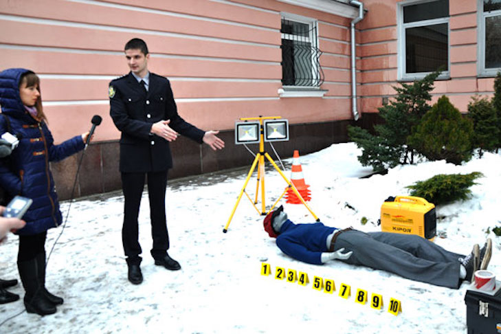 Полтавські поліцейські похизувалися новенькою пересувною лабораторією - фото 2
