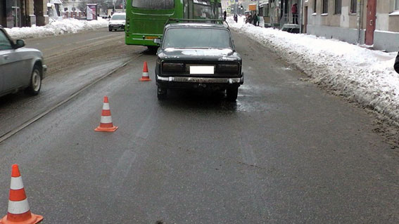 Смертельна аварія в Харкові: опубліковані знімки (ФОТО)  - фото 1