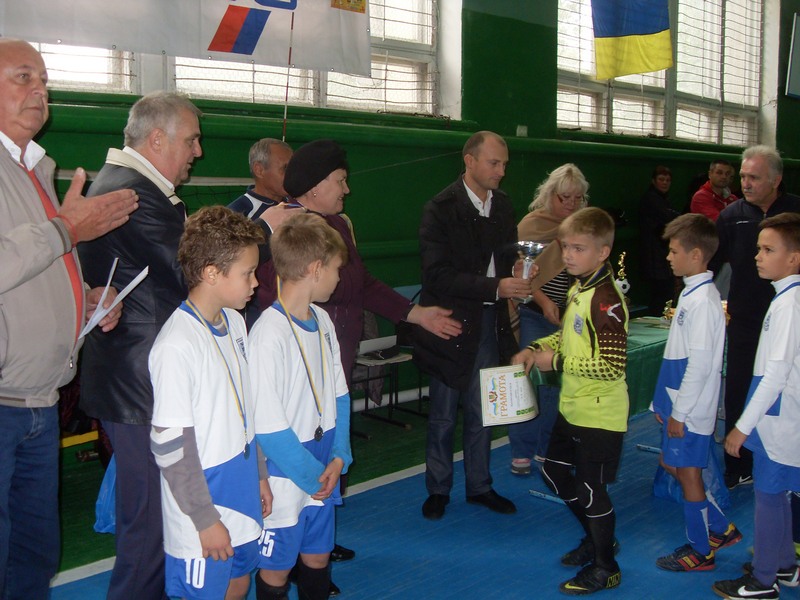 Сімнадцять миколаївських команд змагалися на турнірі з міні-футболу