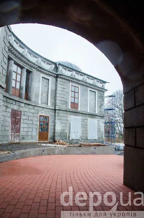 Як на Вінниччині за гроші Євросоюзу реставрують двохсотлітній палац Можайського  - фото 9
