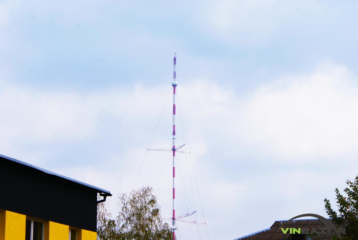 У Вінниці встановили жовто-блакитний прапор на висоті 354 метрів - фото 1