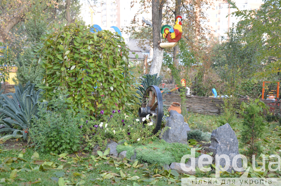 Як мешканці "хрущівки" перетворили чагарники на найкращий двір у Вінниці - фото 16