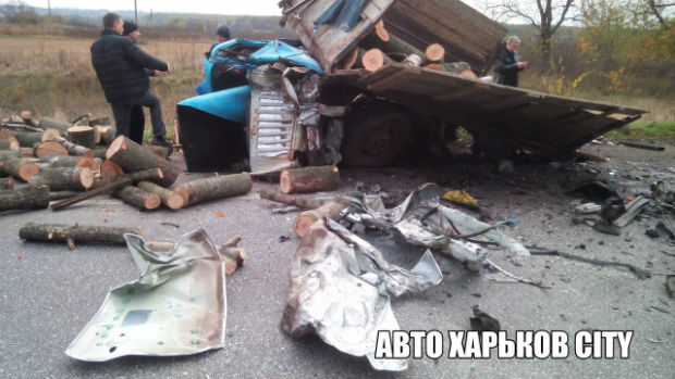 У Харкові стали відомі подробиці смертельної ДТП на київській трасі (ФОТО 18+) - фото 1