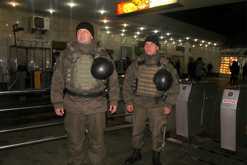 Харківських гвардійців відправили охороняти Київ (ФОТО)  - фото 3