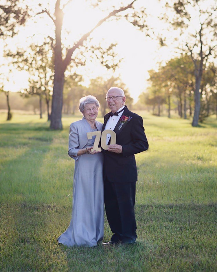 Як зворушливо закохана пара відсвяткувала 70 років весілля - фото 3