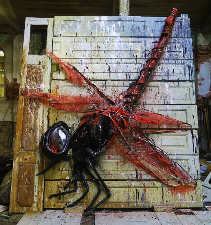 Художник перетворює купи сміття в неймовірні скульптури тварин - фото 8