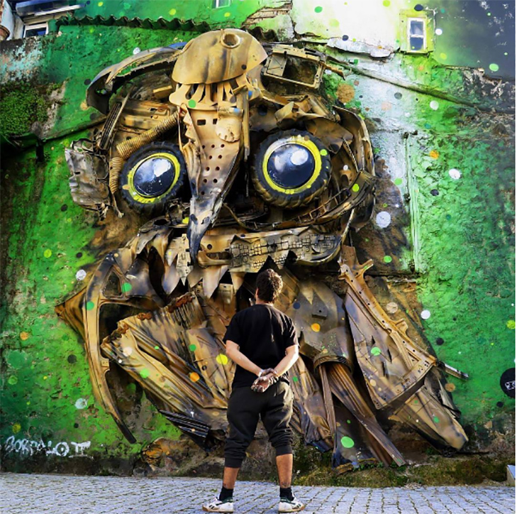 Художник перетворює купи сміття в неймовірні скульптури тварин - фото 1