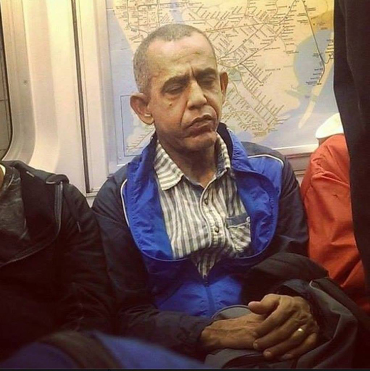 Порошенко, Обама, Путін... Кого ще можно зустріти у метро (ФОТОЖАБИ) - фото 11