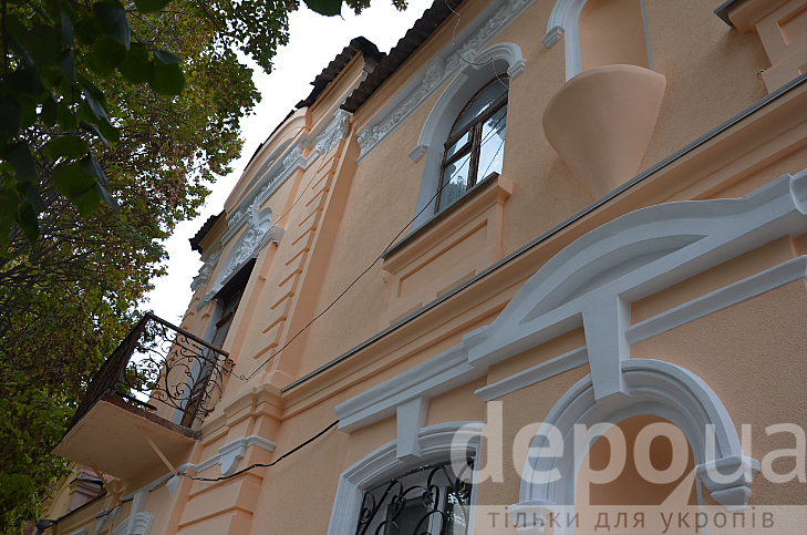 У центрі Вінниці відновили фасад 100-літньої пам’ятки архітектури - фото 2