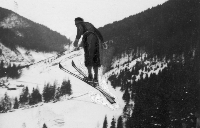 Як на Закарпатті майже сто років тому лижники вражали трюками - фото 4