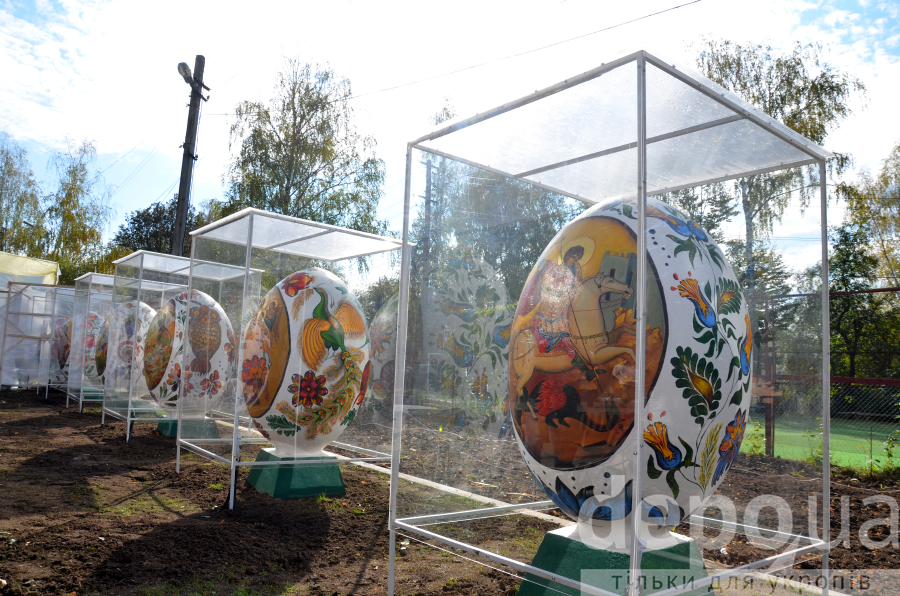 У Вінниці світломузичні яйця-велетні створять конкуренцію фонтану "Рошен" - фото 14