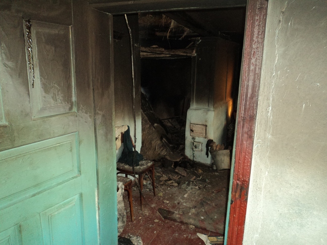 Під час пожежі у власному будинку загинула 93-річна жителька Вінниччини  - фото 2
