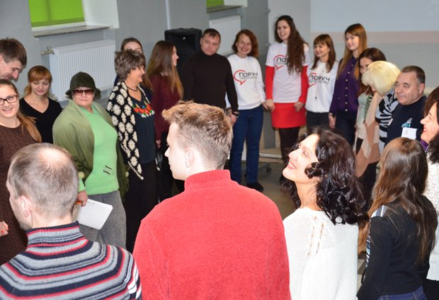 На Дніпропетровщині відкривають "школу волонтерів" - фото 3