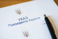 Україна відкликає миротворців з усього с…