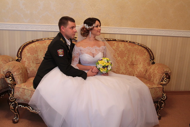 Фронтовик повернувся з АТО у Запоріжжя, щоб зіграти весілля - фото 2