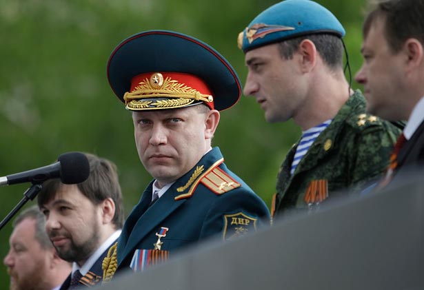 Захарченко у Росії пройшов інструктаж, як косити під Путіна - фото 1