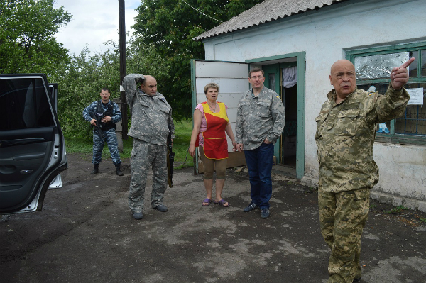 Терористи обстріляли хутір на Луганщині. Є загиблі (ФОТО) - фото 1