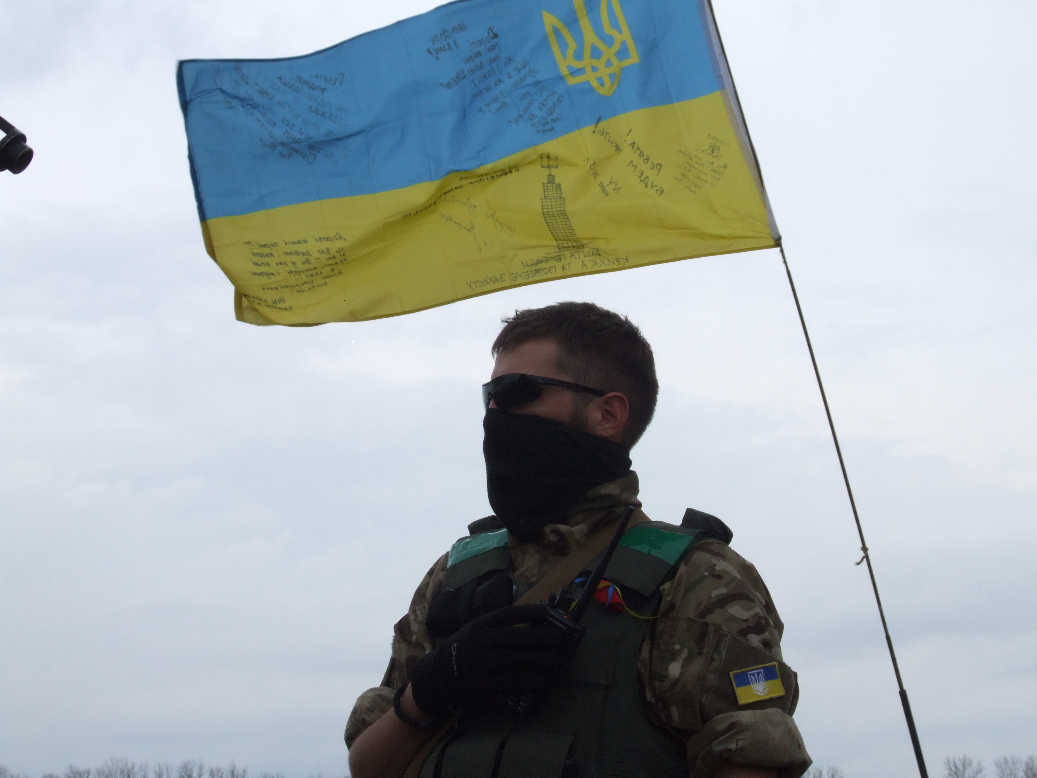 Життя на передовій: Як українські військові під Дебальцевим і Миронівкою боронять Україну (ФОТО) - фото 19