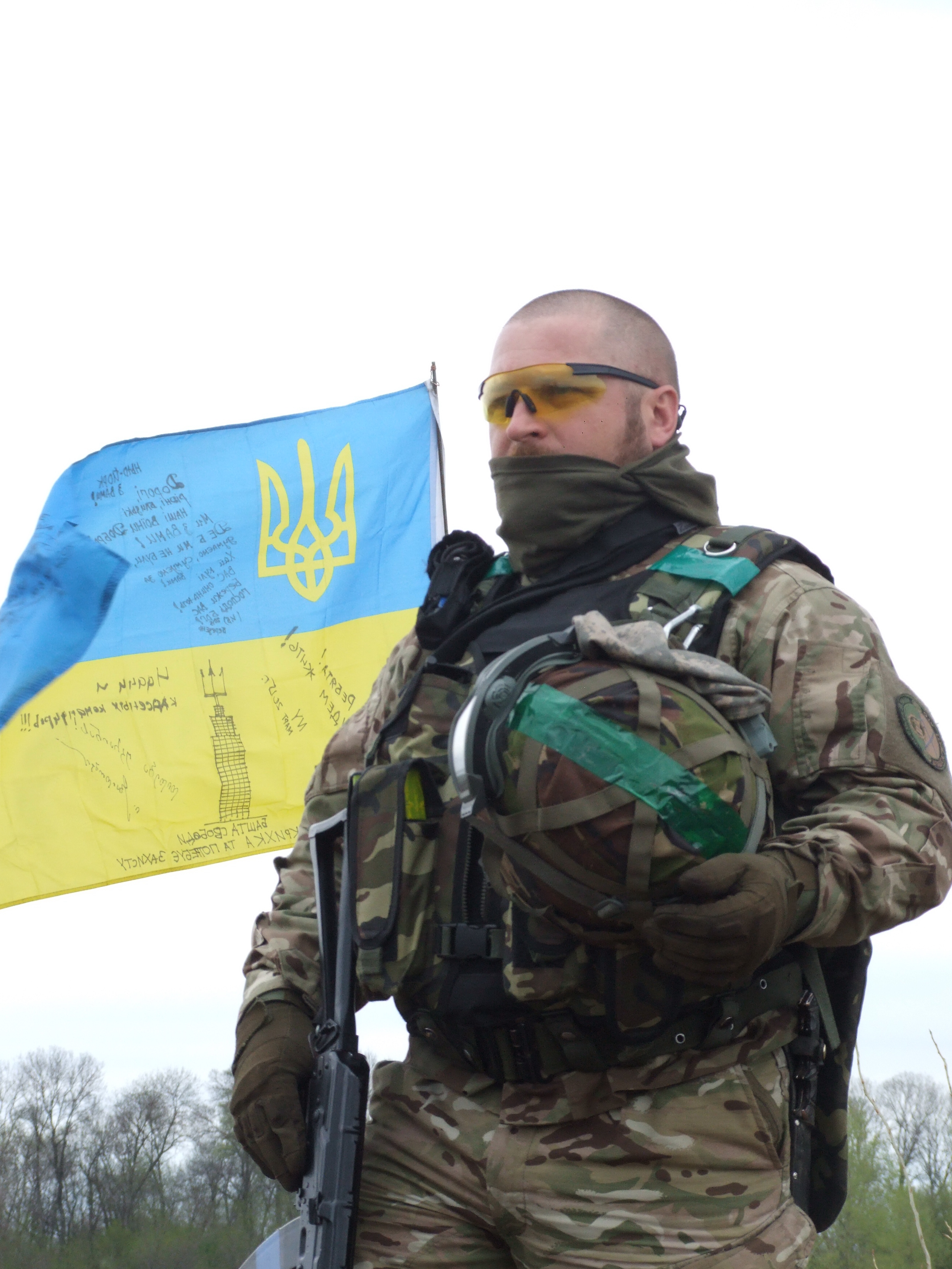 Життя на передовій: Як українські військові під Дебальцевим і Миронівкою боронять Україну (ФОТО) - фото 18