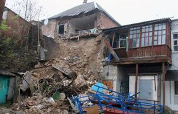 У Мелітополі вночі розвалився житловий будинок (ФОТО) - фото 1