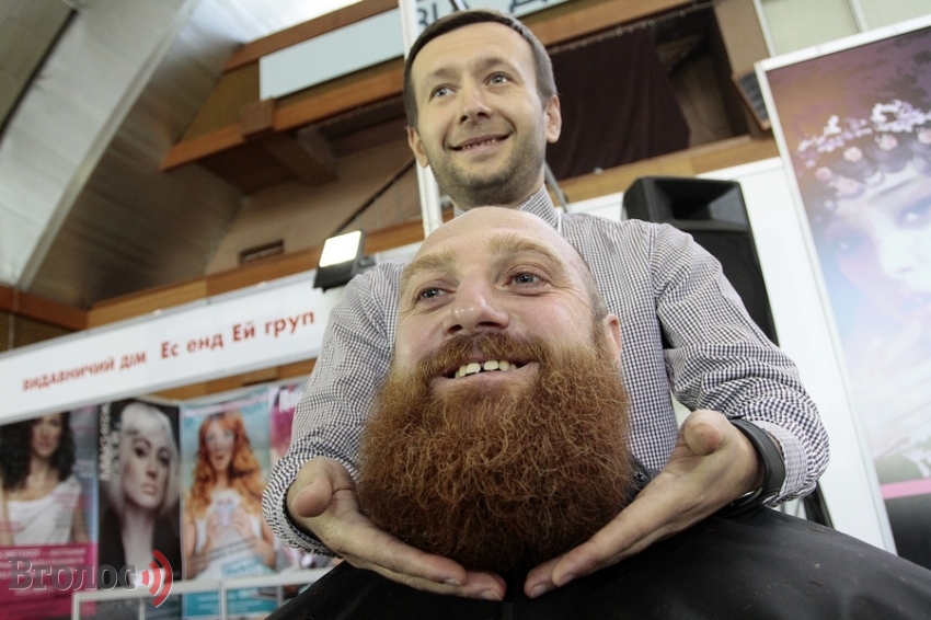 У Львові визначали найкращих бородачів та вусачів  - фото 3