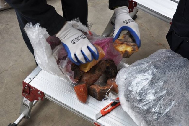У Польщі затримали 1,5 тонни контрабандного українського бурштину - фото 4