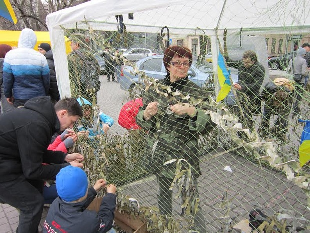 Запорізькі волонтери збирали кошти на підтримку 55-ої артилерійської бригади - фото 6