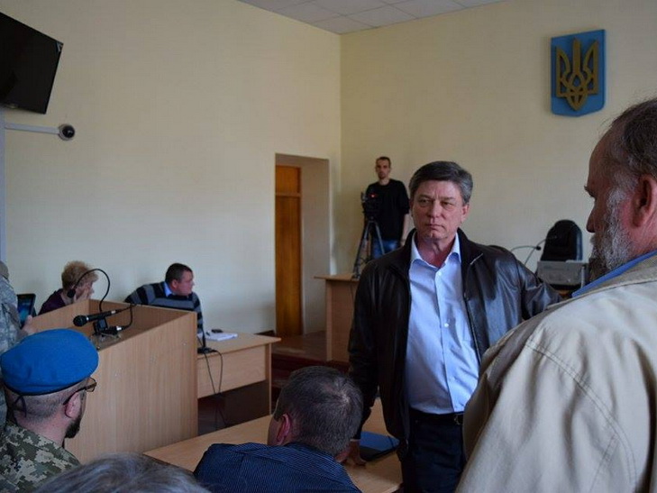 На Дніпропетровщині депутати провели "таємну" сесію подалі від мера - фото 1