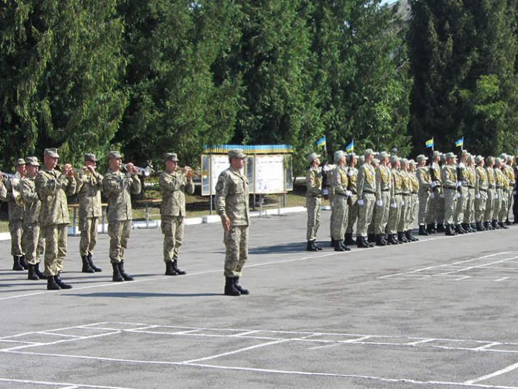 Молоді офіцери в Тернополі присягнули на вірність Вітчизні - фото 2